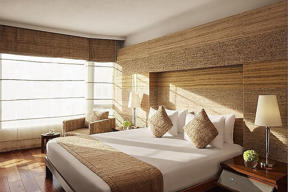 Executive Suite City View King Bed with Complimentary One way Airport Transfers & laundry service (2 pieces)