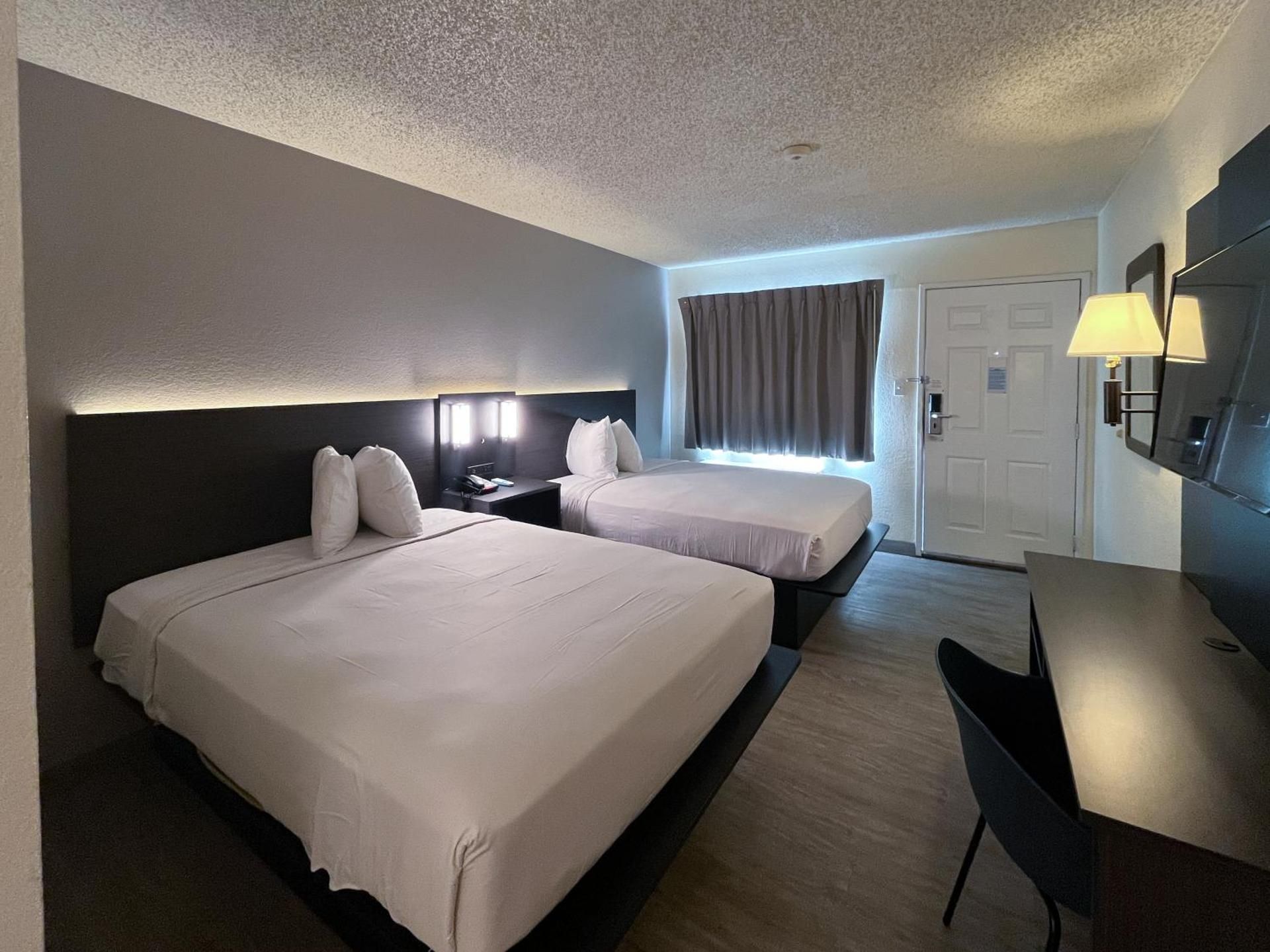 undefined Motel 6 Las Vegas, NV - Strip 4