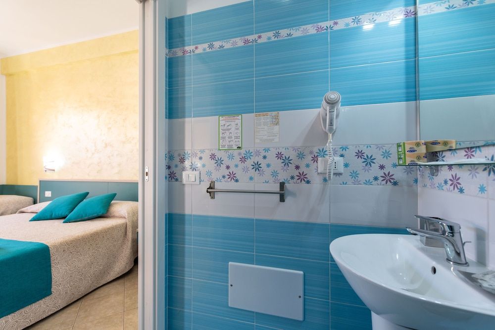 Room & Breakfast Aloe Triple Room, Patio 18