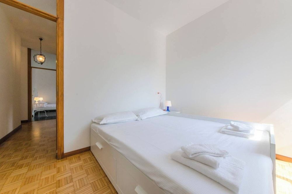 Apartment, 3 Bedrooms, 2 Bathrooms