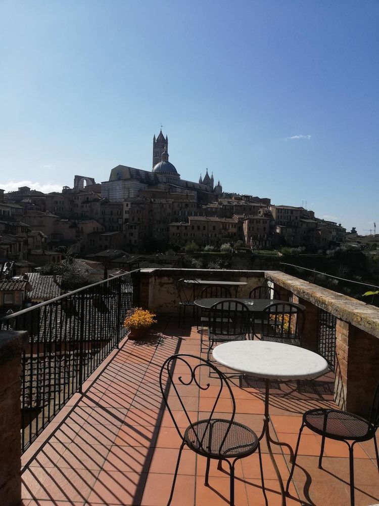 undefined Albergo Bernini 5