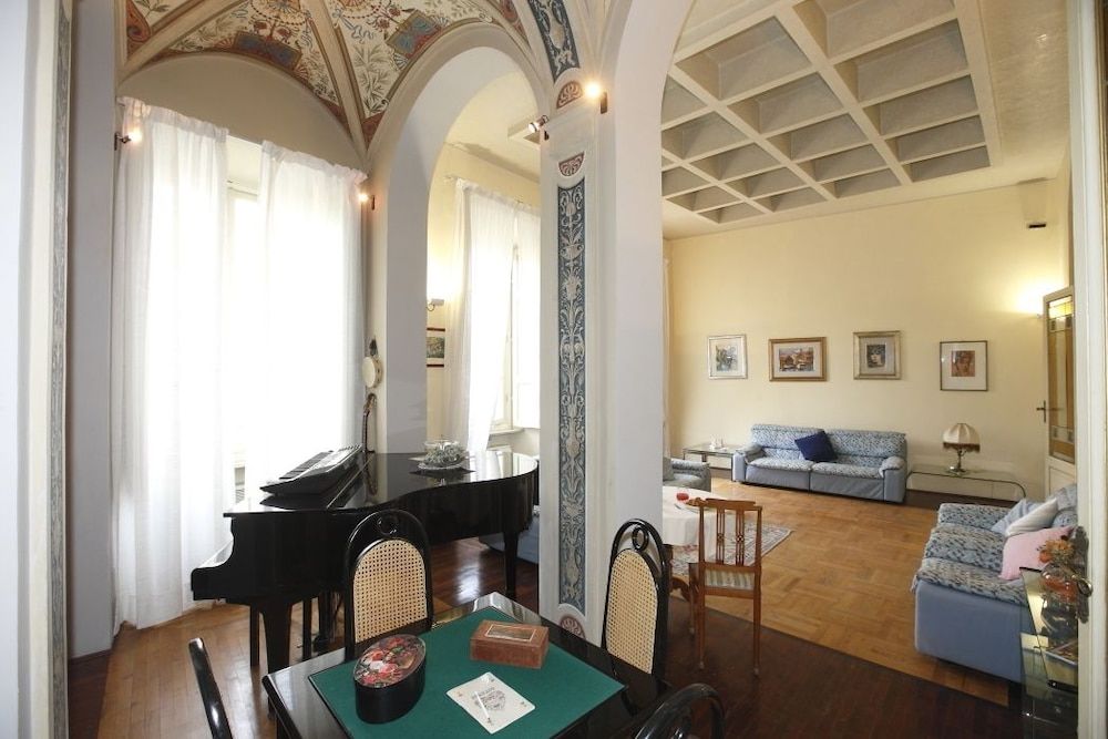 undefined Residenza d'Epoca Montanini 10