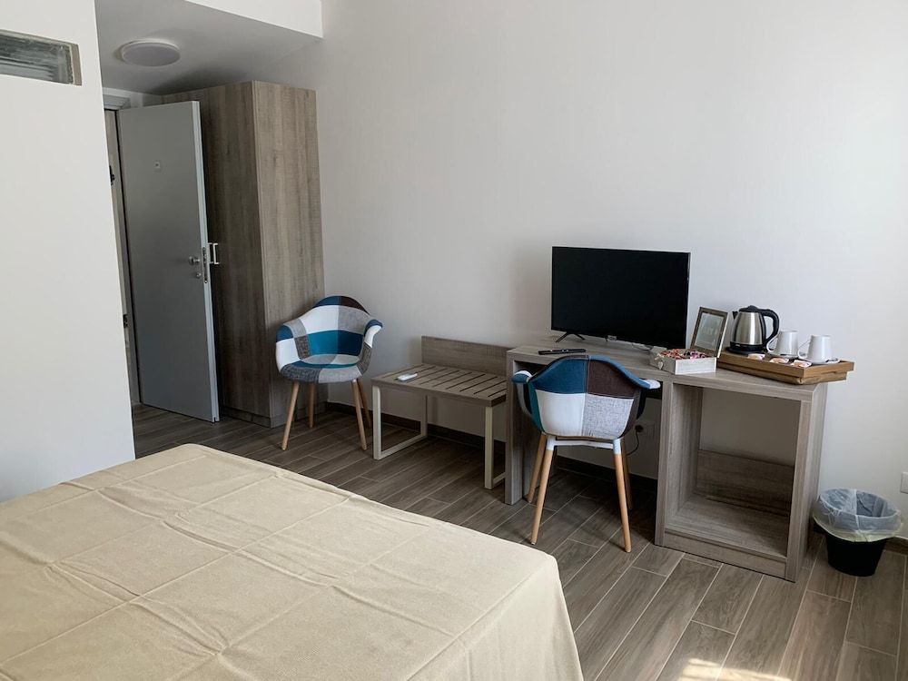 Villa Patrizia Siena Comfort Double Room 6