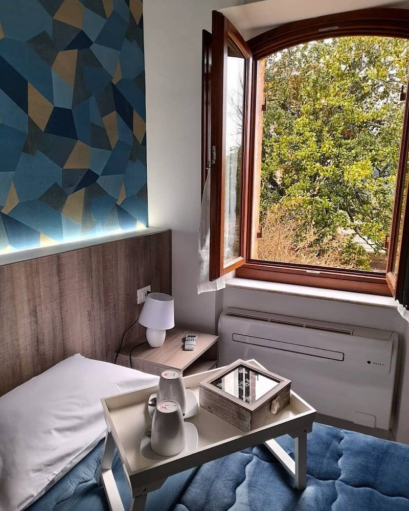 Villa Patrizia Siena Comfort Double Room 20