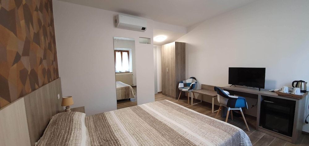 Villa Patrizia Siena Comfort Double Room 13