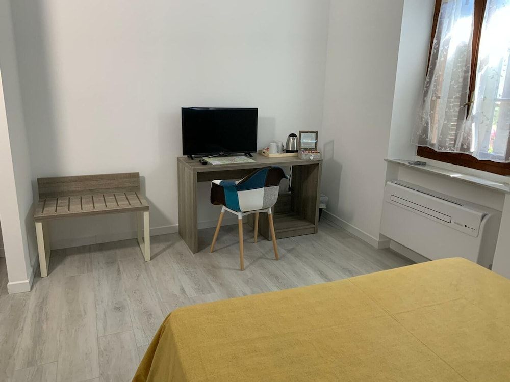 Villa Patrizia Siena Comfort Double Room 35