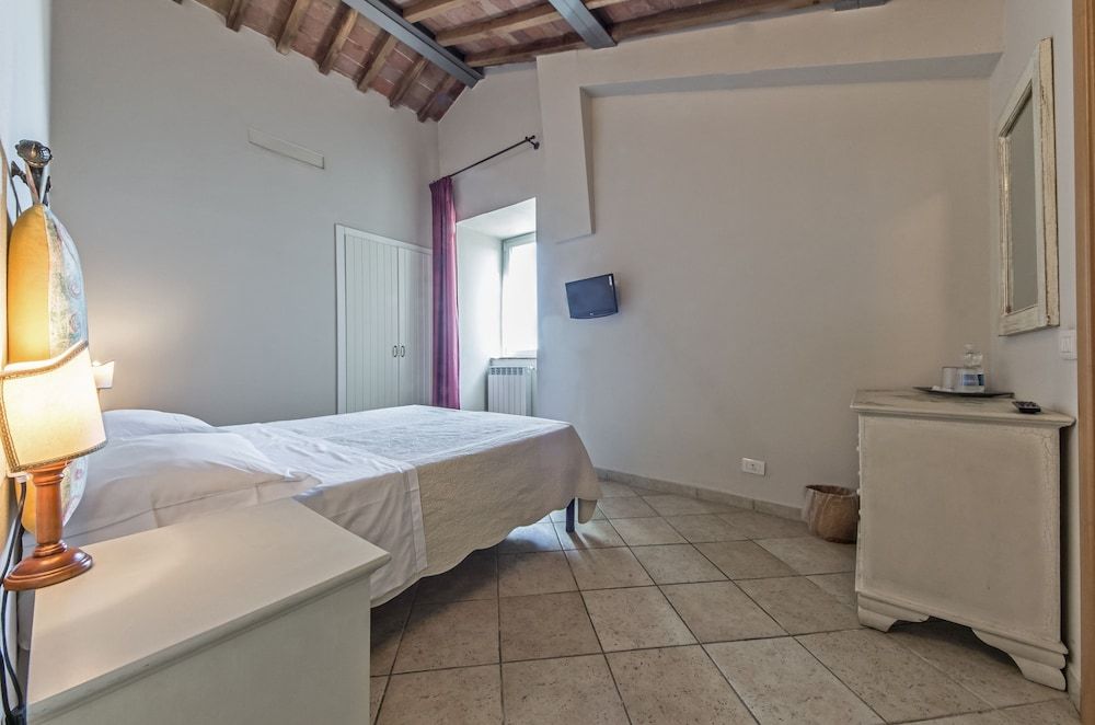 I Terzi di Siena Double or Twin Room, Private Bathroom 10