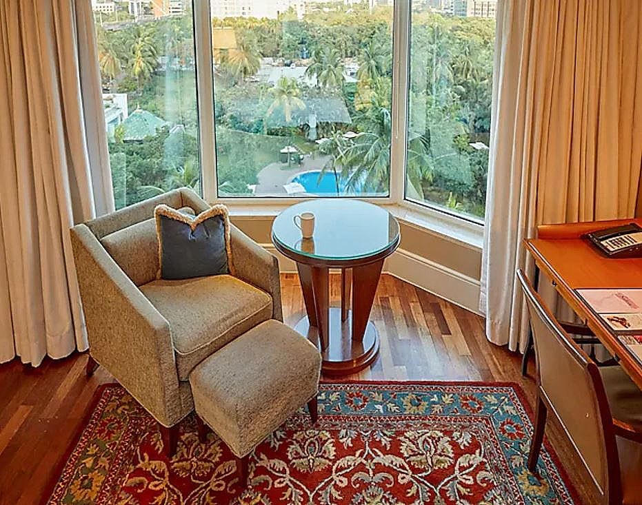 The Leela Mumbai Premier City View Room with Bathtub 10