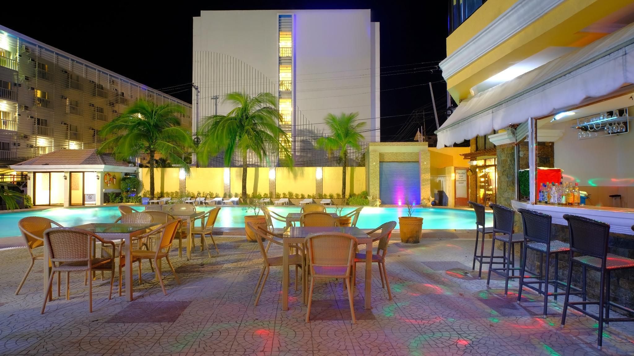 undefined Boracay Holiday Resort 7