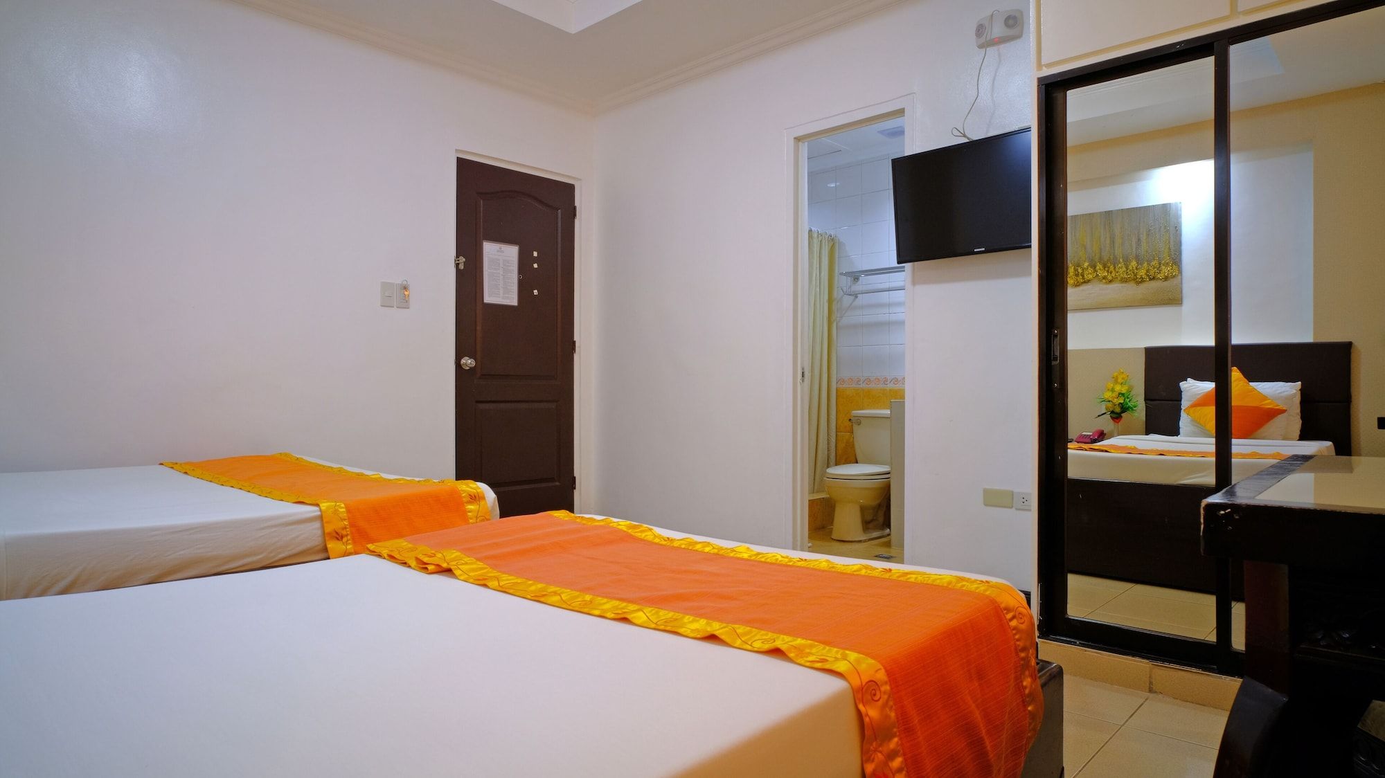 undefined Boracay Holiday Resort 5