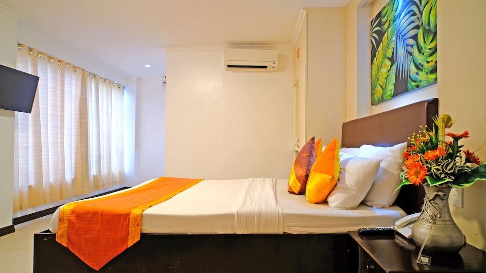 undefined Boracay Holiday Resort 10