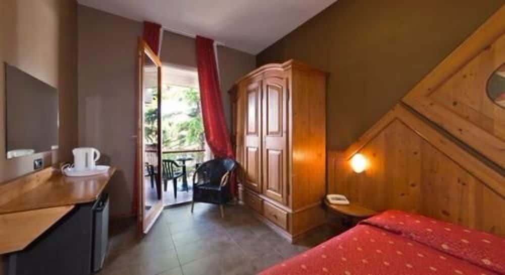 Economy Double Room, Balcony