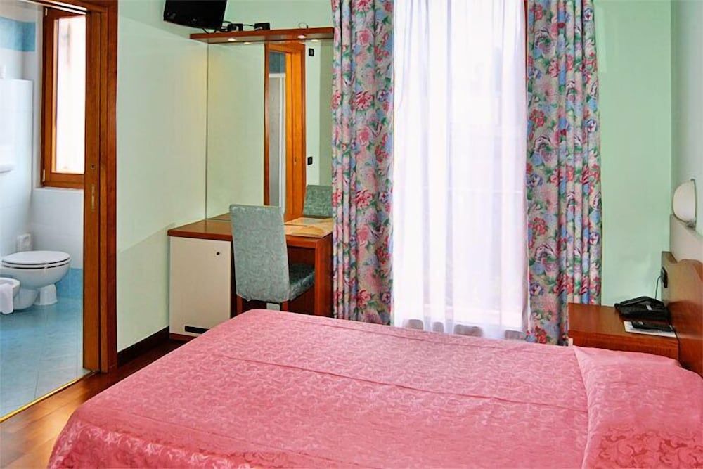 Double or Twin Room, Accessible