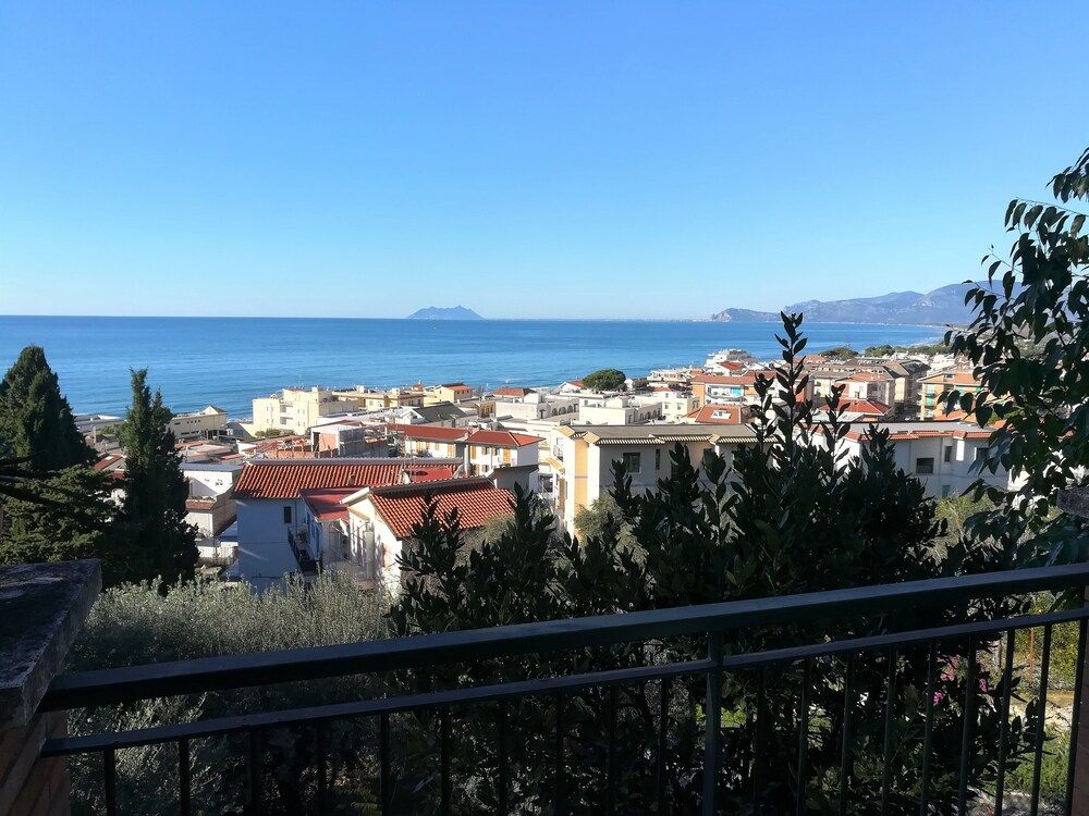 House, 3 Bedrooms, Balcony, Ocean View