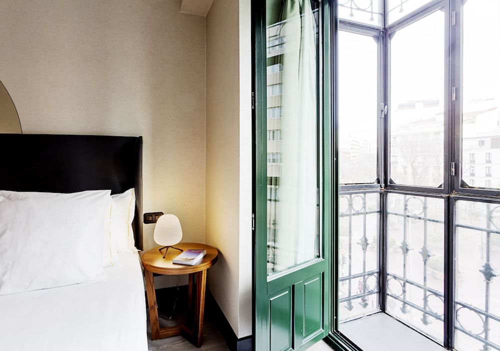 One Shot Luchana Double or Twin Room, Balcony 6