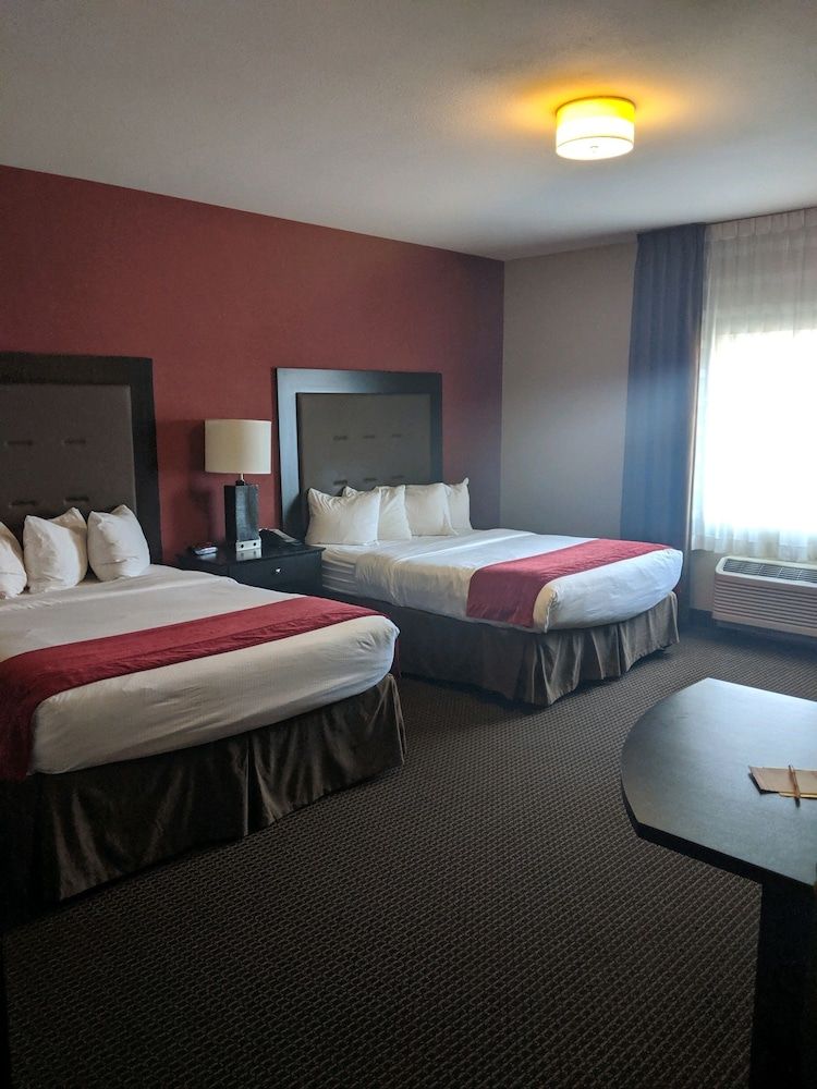 Studio Suite, 1 Queen Bed, Accessible, Non Smoking (Mobility/Hearing Impaired)