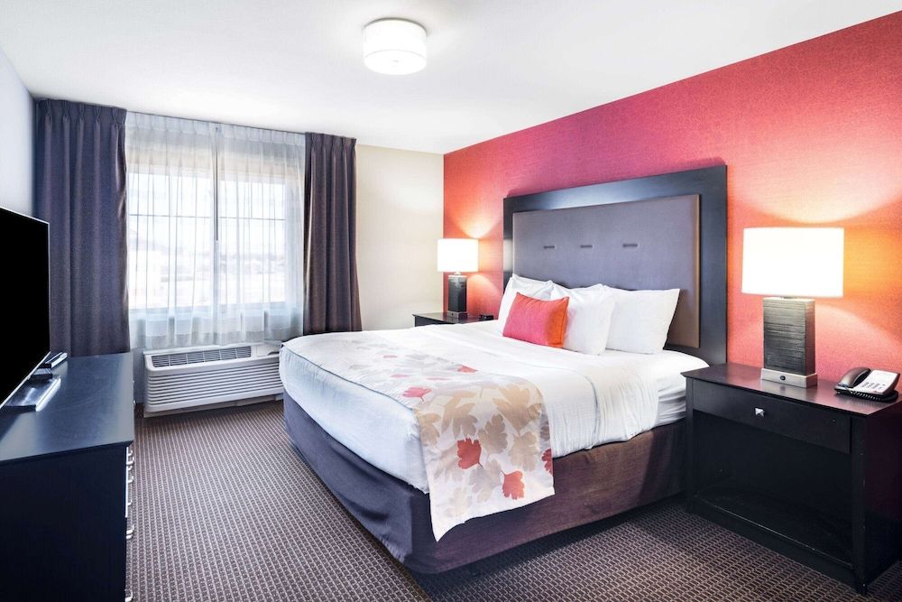 Suite, 1 Bedroom, Accessible, Non Smoking (Mobility/Hearing Impaired)