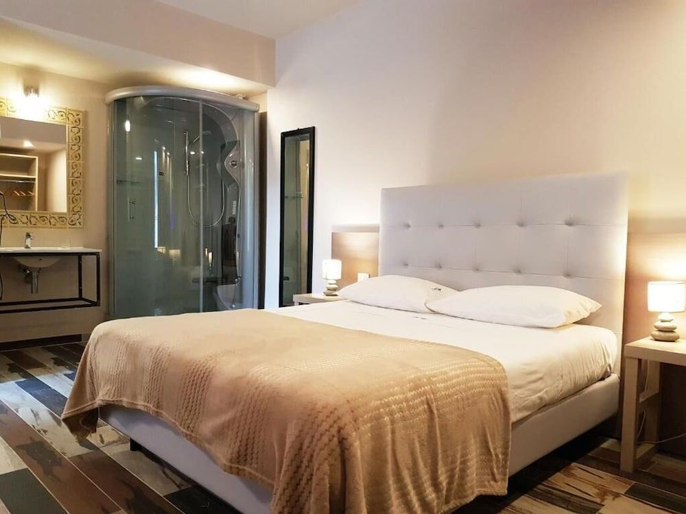Superior Double Room (Parking)