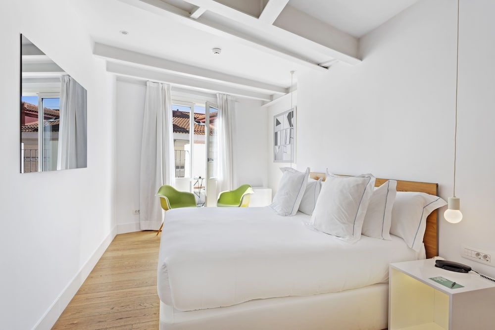 undefined One Shot Prado