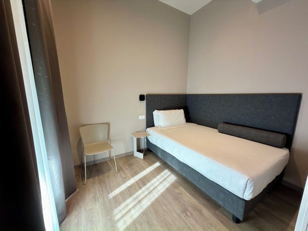 VI SUITES Family Suite, City View