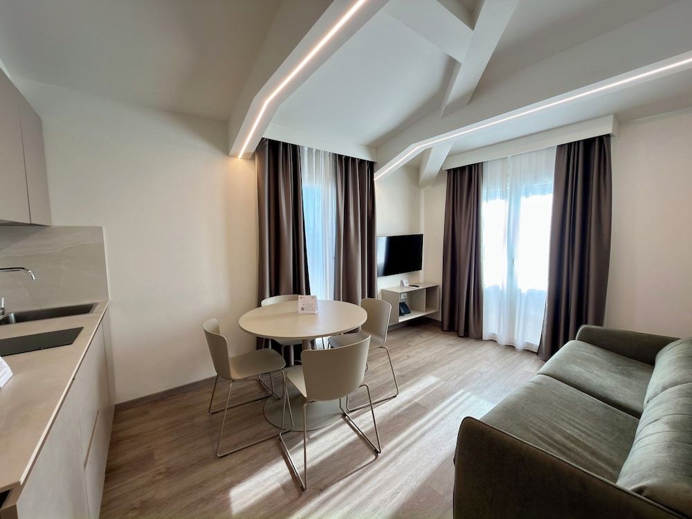 VI SUITES Superior Suite, Balcony 16