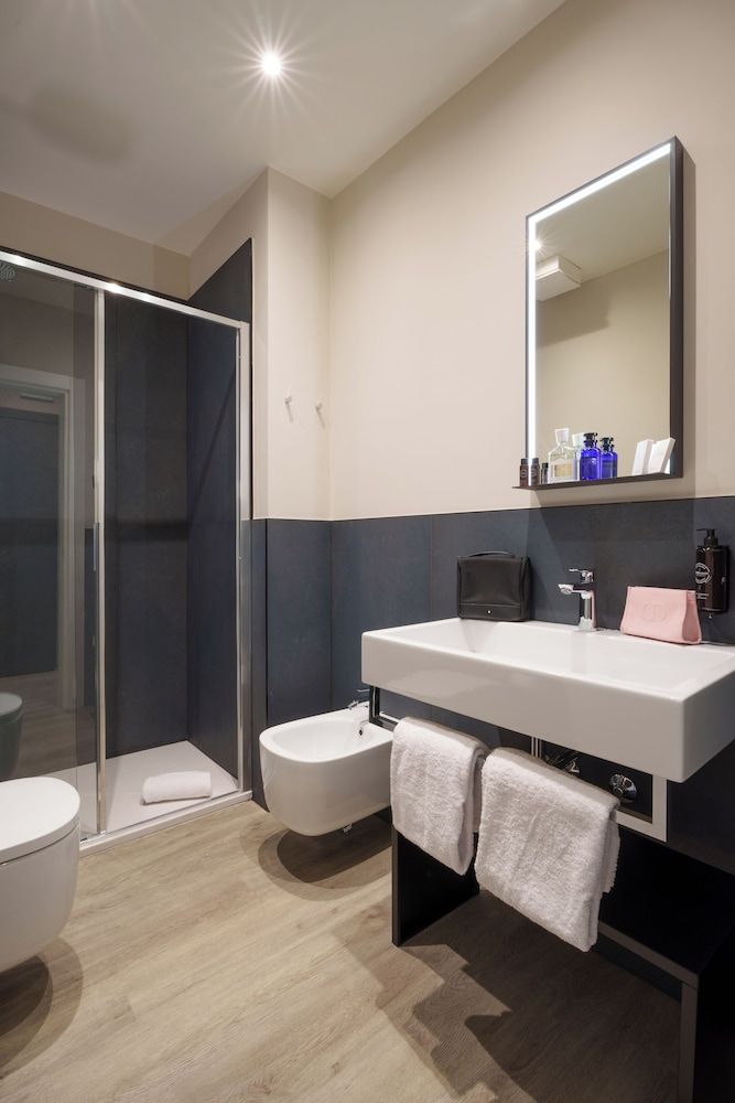 VI SUITES Superior Suite, Balcony 9