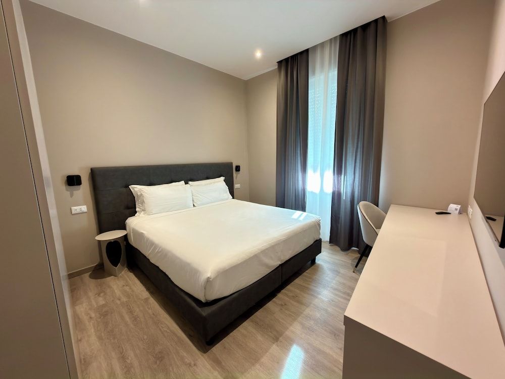 VI SUITES Family Suite, City View 2