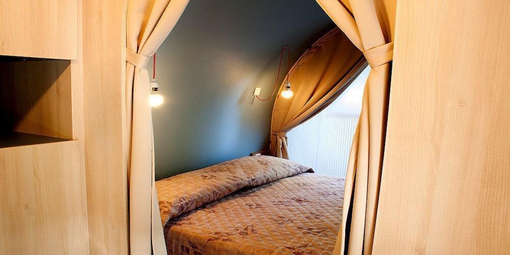 Comfort Tent, 2 Bedrooms, Shared Bathroom (Coco Sweet Tent)