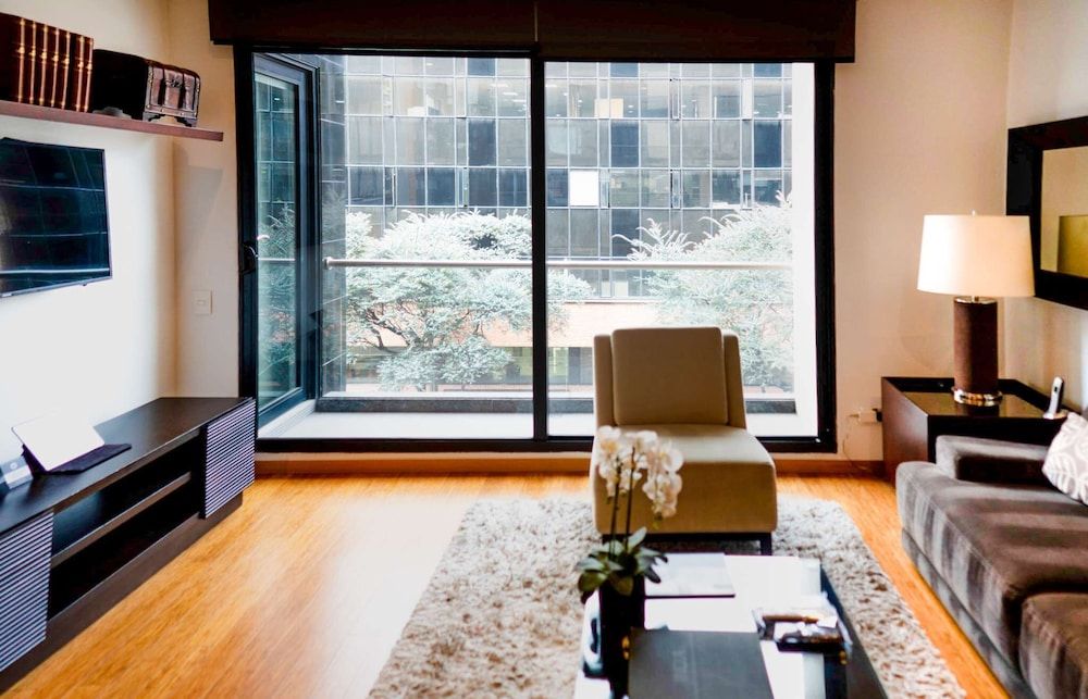 93 Luxury Suites & Residences Deluxe Suite, 1 Bedroom 11