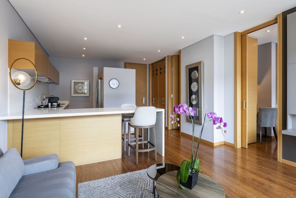 93 Luxury Suites & Residences Deluxe Suite, 1 Bedroom 3