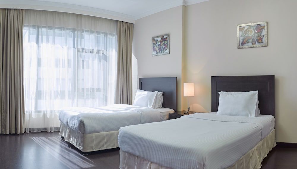 Standard Suite, 2 Bedrooms (1 King, 2 Single)