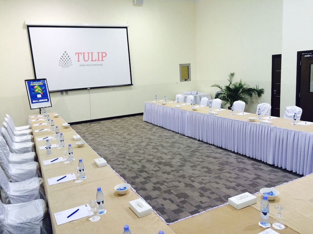 undefined Tulip hotel And Suites 10