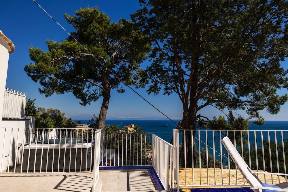 Decori Suites Amalfi Coast Suite, Ensuite, Sea View (Blu Oltremare) 6