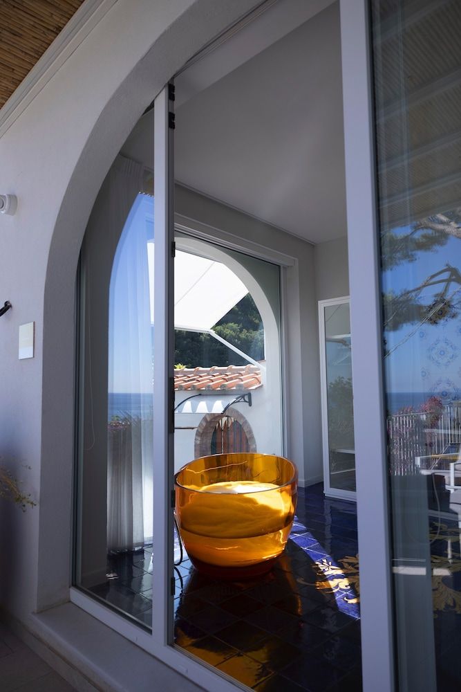 Decori Suites Amalfi Coast Family Quadruple Room, Ensuite, Sea View (Family Suite Positano) 11