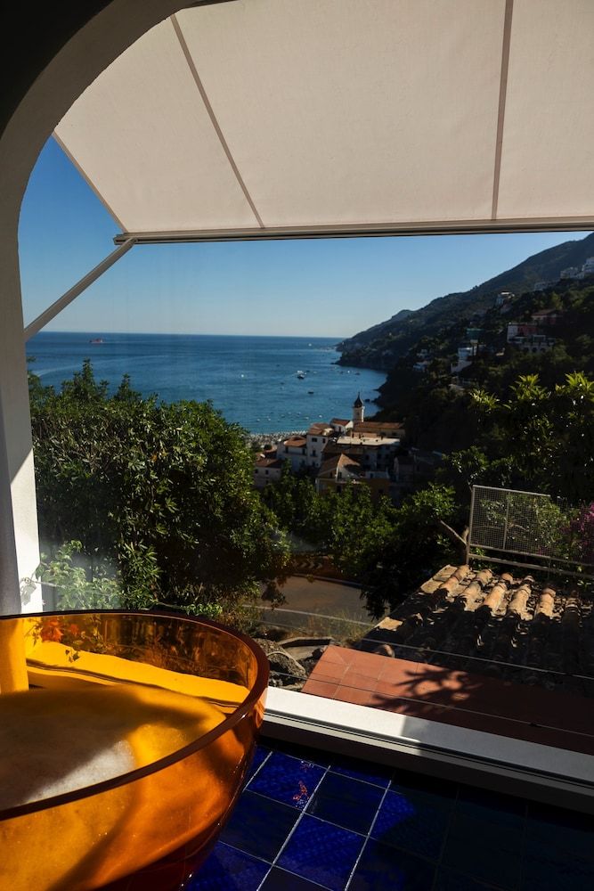Decori Suites Amalfi Coast Family Quadruple Room, Ensuite, Sea View (Family Suite Positano) 13
