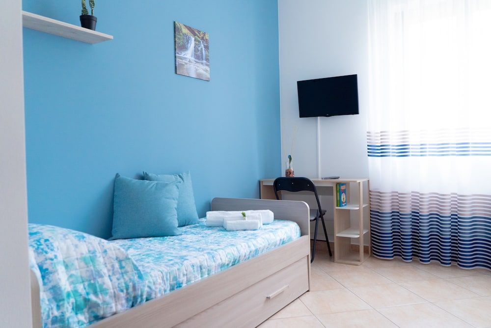 Basic Single Room