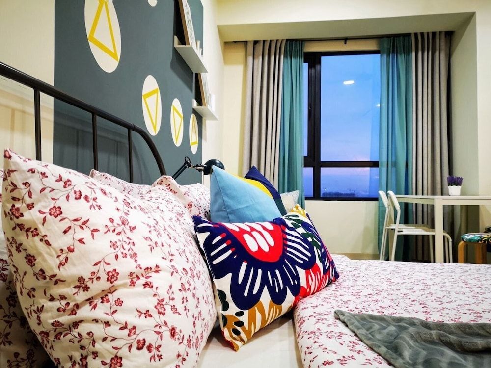 The Perfect Getaway Family Studio Suite, Multiple Beds 5