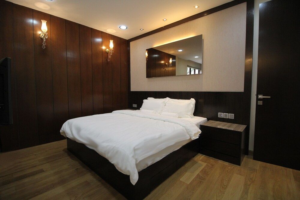 undefined Ohana Luxury Bungalow 5