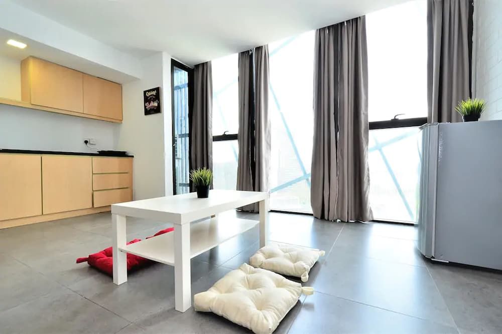 undefined Empire D1713 by SYNC 5