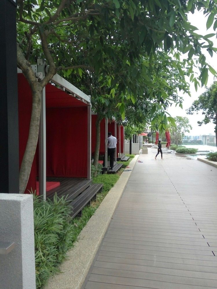 undefined Cozy Suite near Airport & LRT Station 8