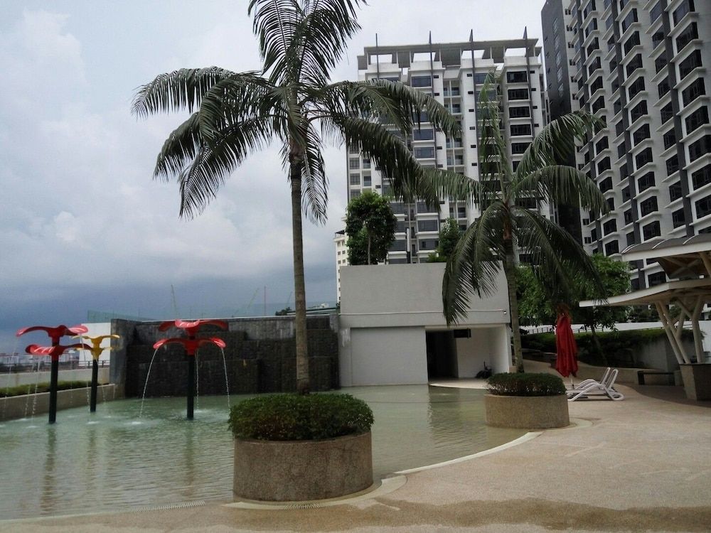 undefined Cozy Suite near Airport & LRT Station