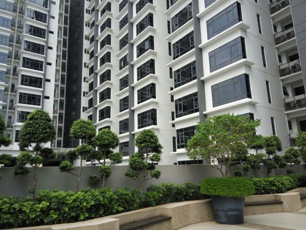 undefined Cozy Suite near Airport & LRT Station 2