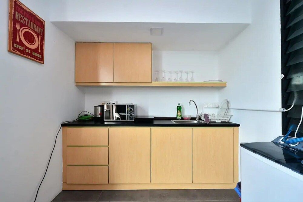 undefined Empire D1705 by SYNC 7