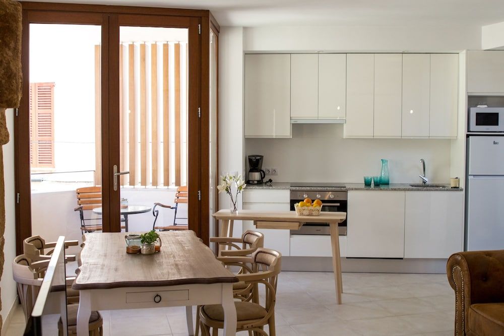 Exclusive Apartment, 2 Bedrooms, City View
