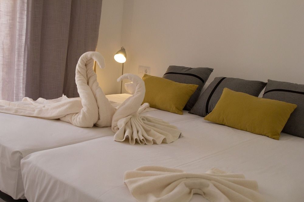 Exclusive Apartment, 2 Bedrooms, City View