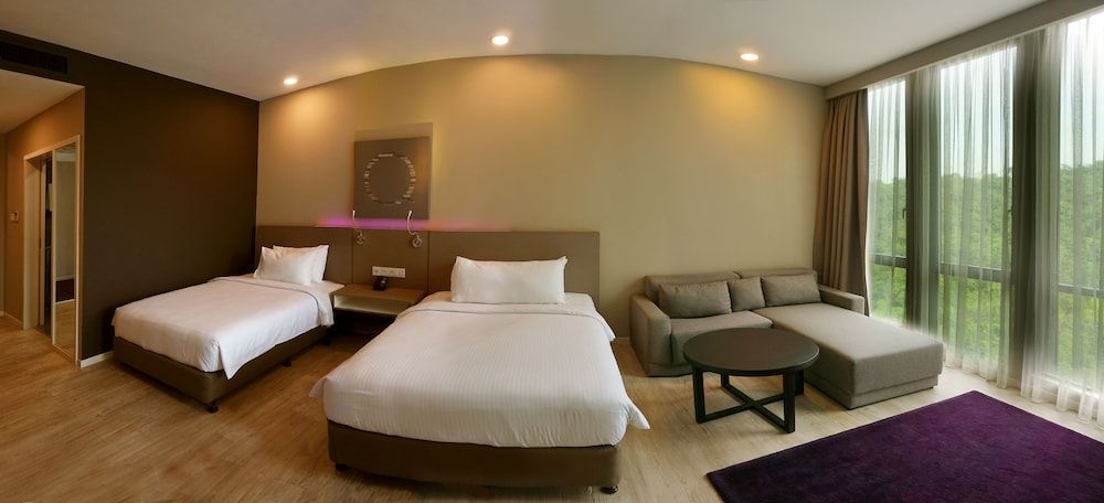 undefined Q Stay at Hotel Damansara 2