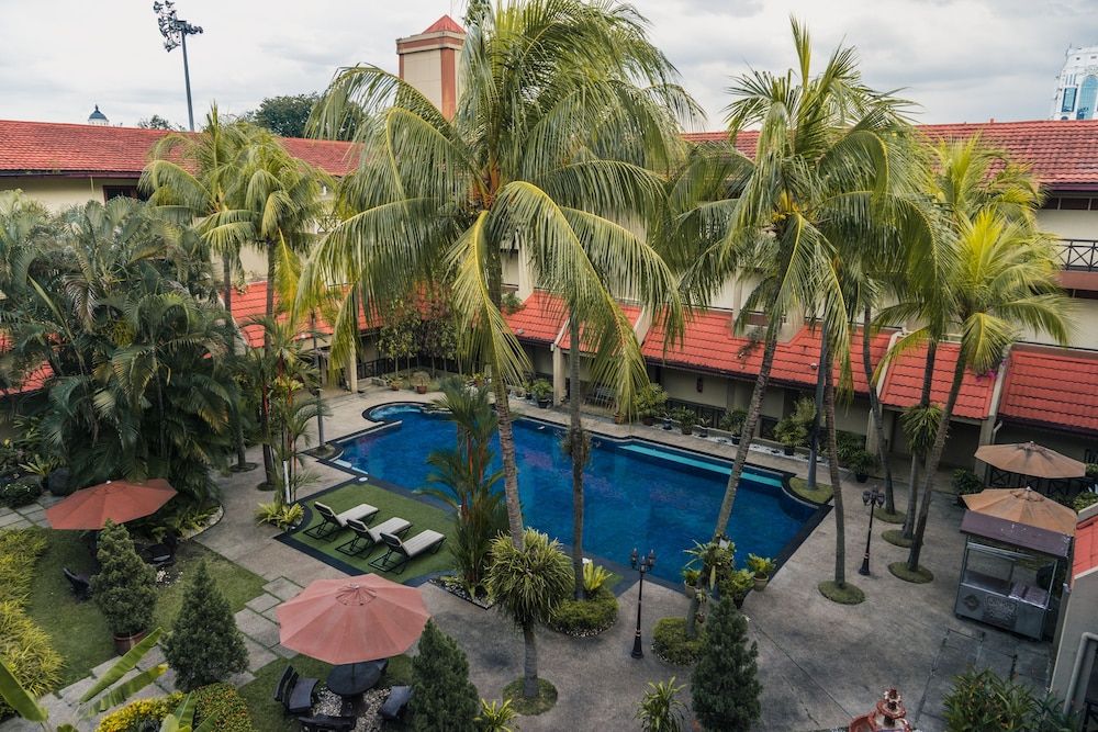 undefined Shah's Village Hotel 4