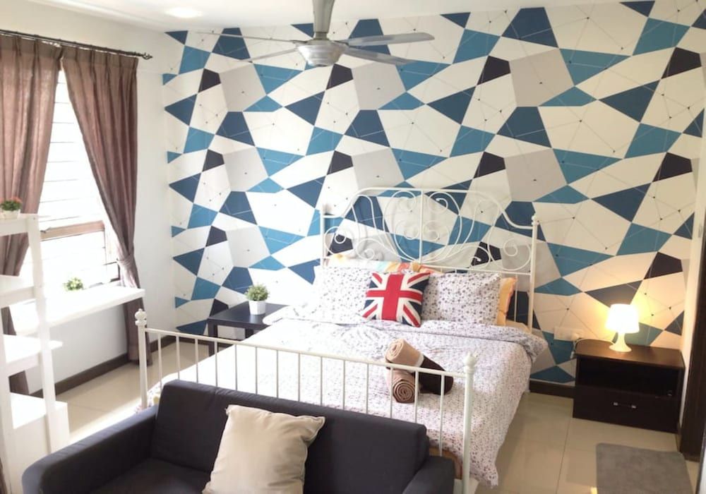 undefined Ritze Perdana One A by SYNC 4