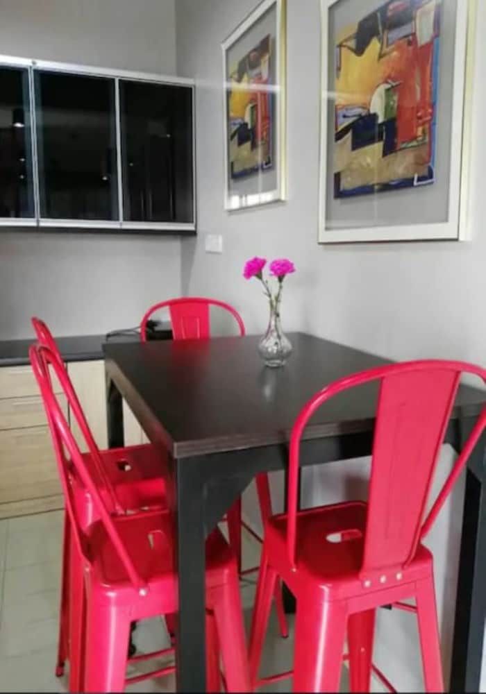 undefined Indah Villa SL1-07 by SYNC 7