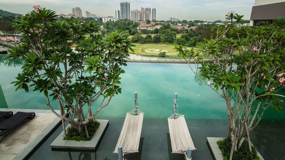 undefined Dashing 1BR Next To Surian MRT 31 2